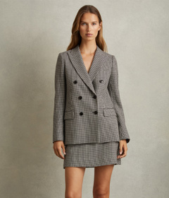 Luxury Edit Blazer Content Image1