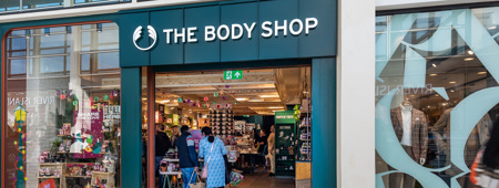 Body Shop Retailer Banner Page
